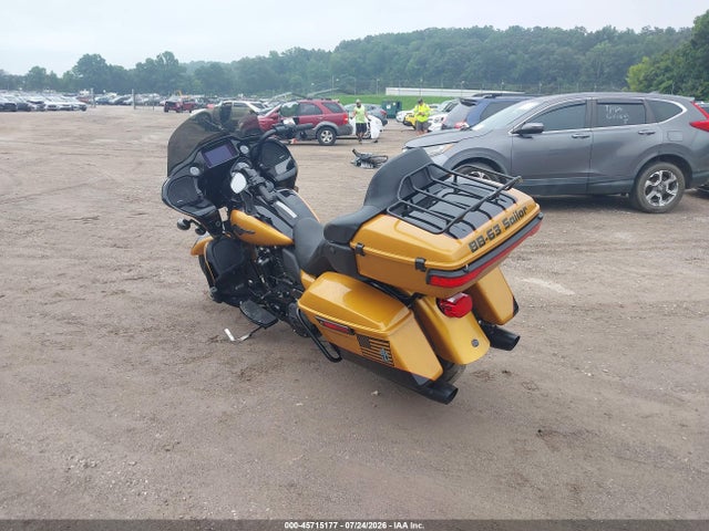 Harley-Davidson FLTRK 2023 1HD1KZF16PB637846 Image 3