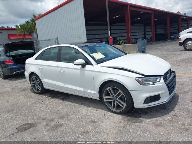 45715189 :رقم المزاد ، WAUAUGFF9LA103233 vin ، 2020 Audi A3 Premium 40 Tfsi Front-wheel Drive S Tronic مزاد بيع