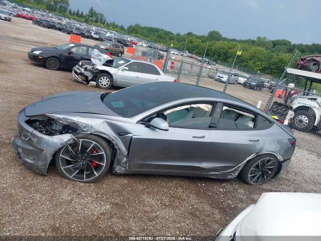 Tesla Model 3 Performance All-wheel Drive 2026 5YJ3E1ET6TF171123 Image 13