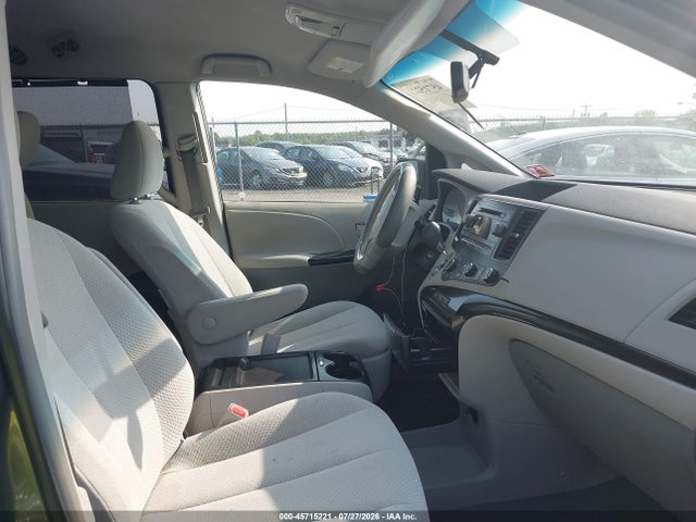 Aukcja sprzedaży 2011 Toyota Sienna Le V6, vin: 5TDKK3DC6BS097813, numer aukcji: 45715221