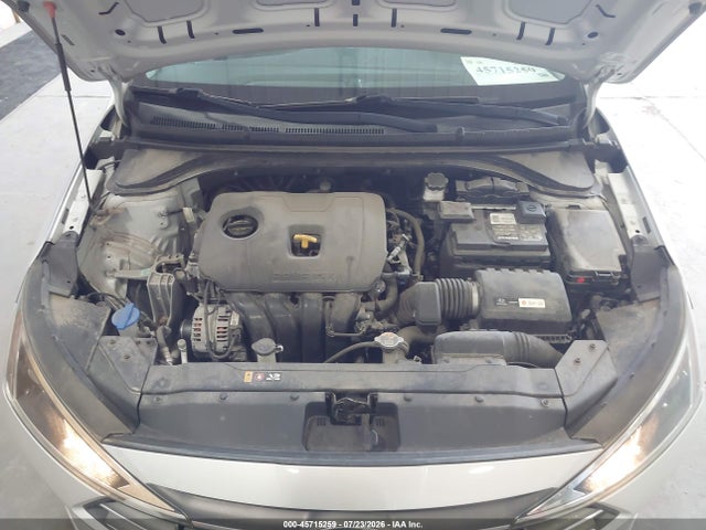 2019 Hyundai Elantra Se მანქანა იყიდება აუქციონზე, vin: 5NPD74LF5KH496634, აუქციონის ნომერი: 45715259
