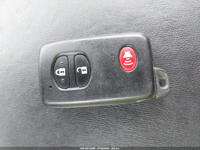 JTDZN3EU9GJ045514 Toyota Prius V Four