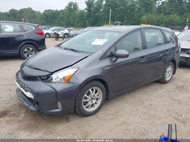 JTDZN3EU9GJ045514 Toyota Prius V Four