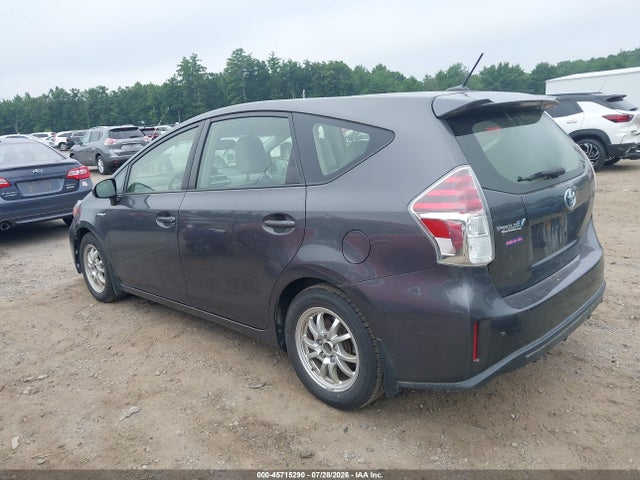 JTDZN3EU9GJ045514 Toyota Prius V Four