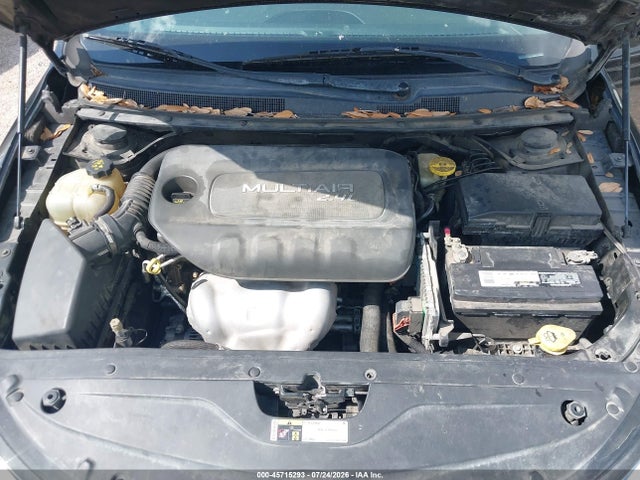 45715293 :رقم المزاد ، 1C3CCCAB7GN113323 vin ، 2016 Chrysler 200 Limited مزاد بيع