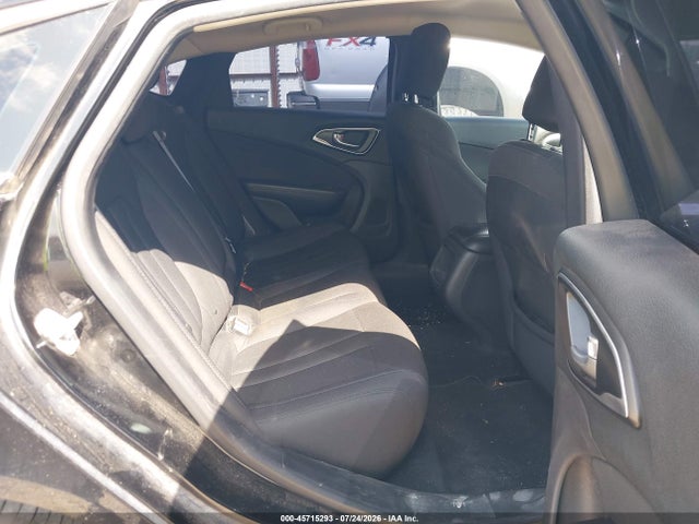 45715293 :رقم المزاد ، 1C3CCCAB7GN113323 vin ، 2016 Chrysler 200 Limited مزاد بيع