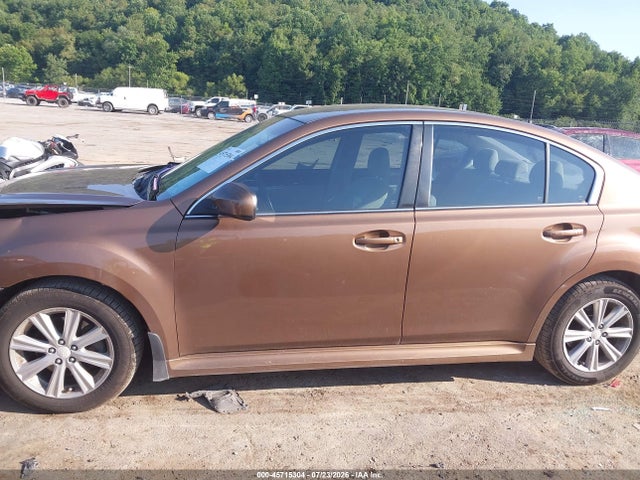 45715304 :رقم المزاد ، 4S3BMBB63B3210216 vin ، 2011 Subaru Legacy 2.5i Premium مزاد بيع