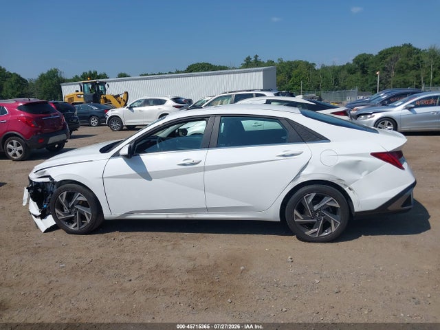 2025 Hyundai Elantra Sel Convenience მანქანა იყიდება აუქციონზე, vin: KMHLS4DG0SU882817, აუქციონის ნომერი: 45715365