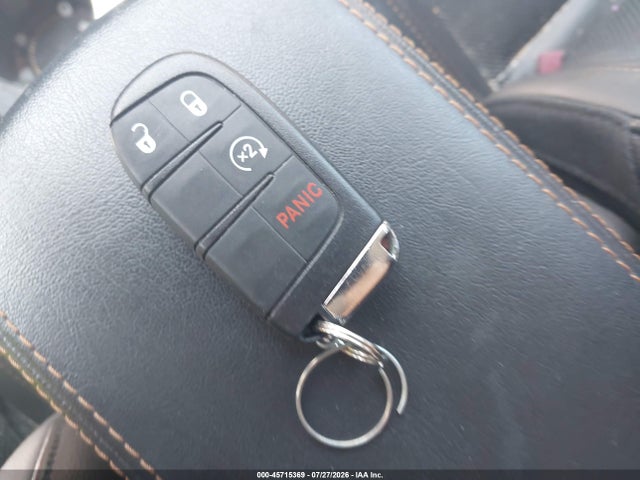 45715369 :رقم المزاد ، 3C4NJDCB8JT112010 vin ، 2018 Jeep Compass Limited 4x4 مزاد بيع