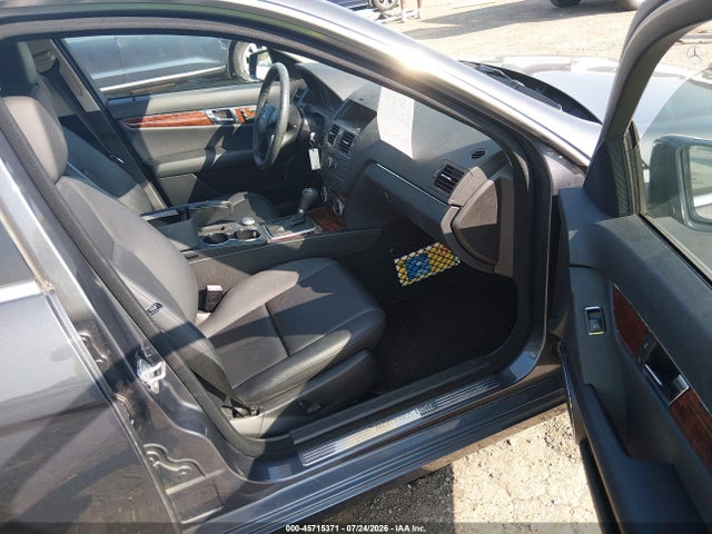 Продаж на аукціоні авто 2011 Mercedes-benz C 300 Luxury 4matic/sport 4matic, vin: WDDGF8BB4BR160641, номер лоту: 45715371