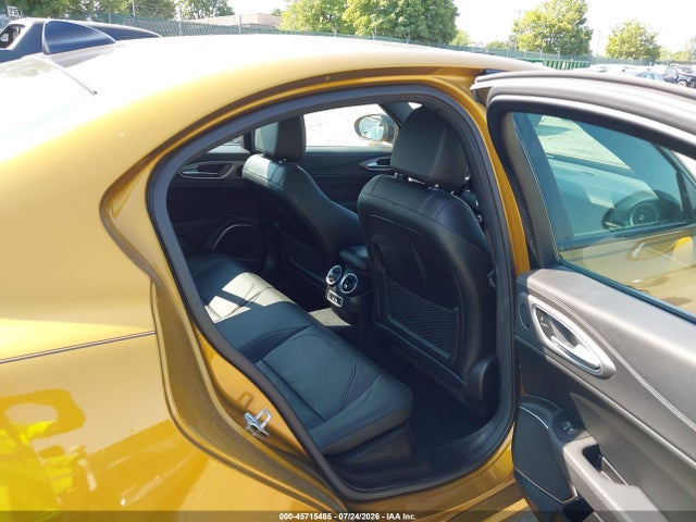 ZARFANBN1N7660713 Alfa Romeo Giulia Veloce Awd