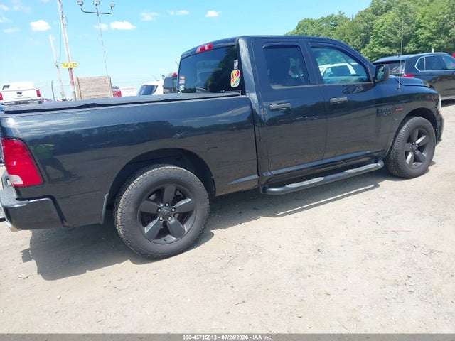 45715513 :رقم المزاد ، 1C6RR7FT3FS682836 vin ، 2015 Ram 1500 Express مزاد بيع