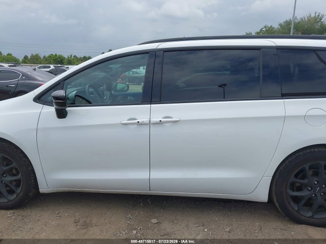 Auction sale of the 2025 Chrysler Pacifica Limited, vin: 2C4RC1GG0SR511403, lot number: 45715517