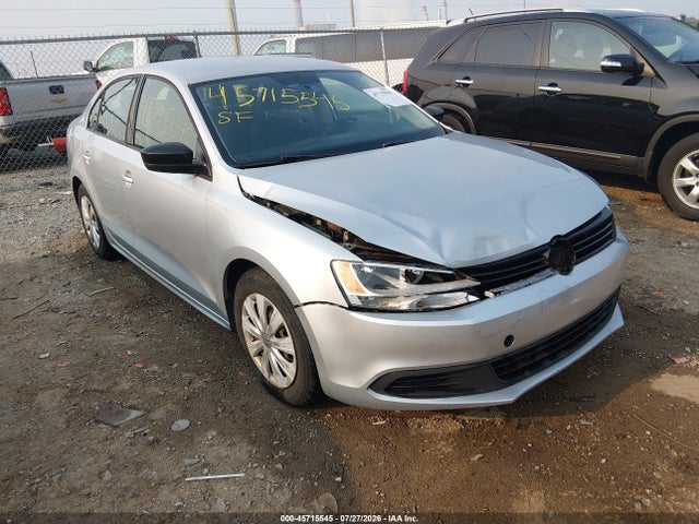 2014 Volkswagen Jetta 2.0l S მანქანა იყიდება აუქციონზე, vin: 3VW2K7AJ7EM325930, აუქციონის ნომერი: 45715545