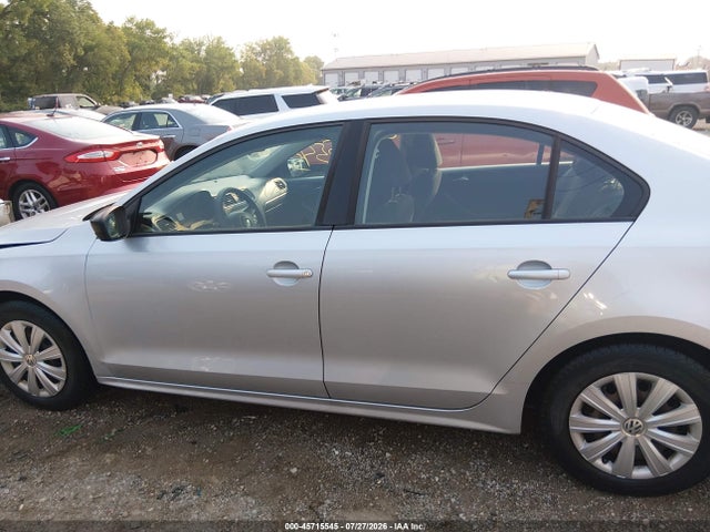45715545 :رقم المزاد ، 3VW2K7AJ7EM325930 vin ، 2014 Volkswagen Jetta 2.0l S مزاد بيع