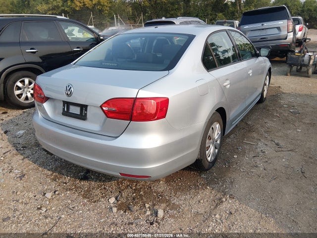 45715545 :رقم المزاد ، 3VW2K7AJ7EM325930 vin ، 2014 Volkswagen Jetta 2.0l S مزاد بيع