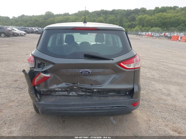 45715561 :رقم المزاد ، 1FMCU0F74GUB89966 vin ، 2016 Ford Escape S مزاد بيع