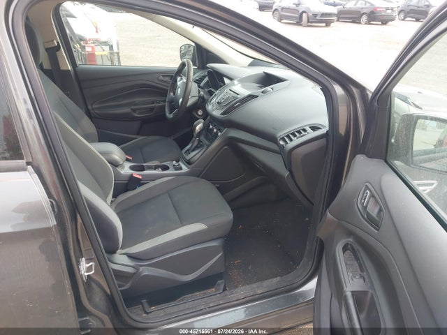 45715561 :رقم المزاد ، 1FMCU0F74GUB89966 vin ، 2016 Ford Escape S مزاد بيع