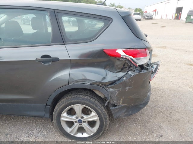 45715561 :رقم المزاد ، 1FMCU0F74GUB89966 vin ، 2016 Ford Escape S مزاد بيع