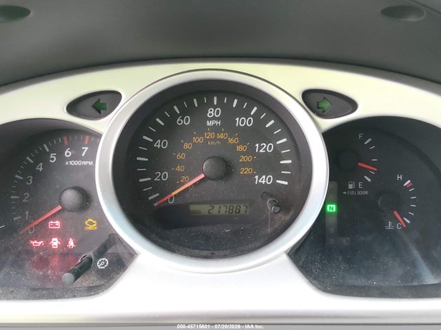 45715601 :رقم المزاد ، JTEDP21A650064966 vin ، 2005 Toyota Highlander V6 مزاد بيع
