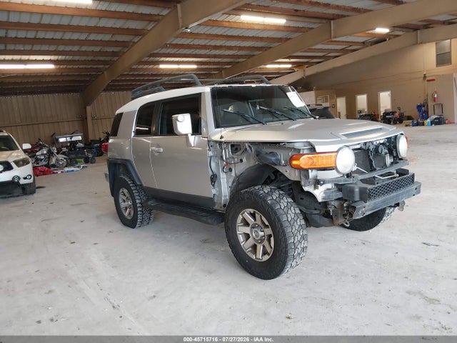 45715716 :رقم المزاد ، JTEBU11F370007956 vin ، 2007 Toyota Fj Cruiser مزاد بيع