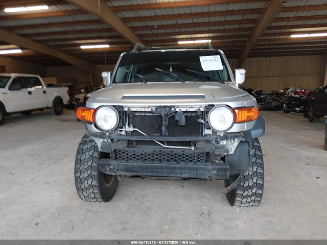 45715716 :رقم المزاد ، JTEBU11F370007956 vin ، 2007 Toyota Fj Cruiser مزاد بيع