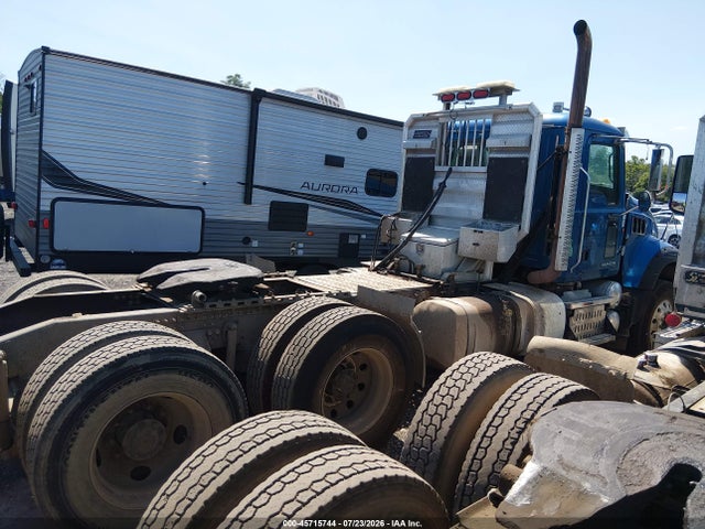 45715744 :رقم المزاد ، 1M1AX07Y2DM015240 vin ، 2013 Mack 700 Gu700 مزاد بيع