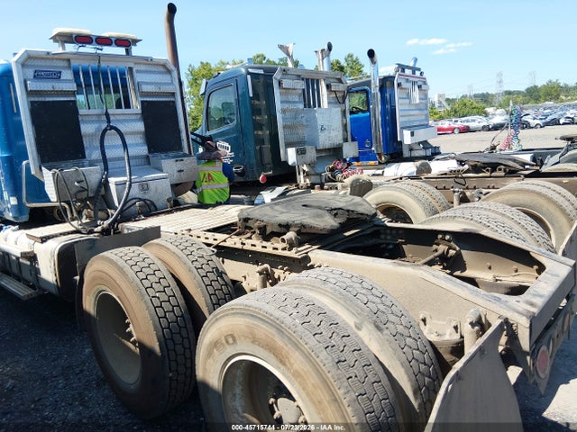 45715744 :رقم المزاد ، 1M1AX07Y2DM015240 vin ، 2013 Mack 700 Gu700 مزاد بيع