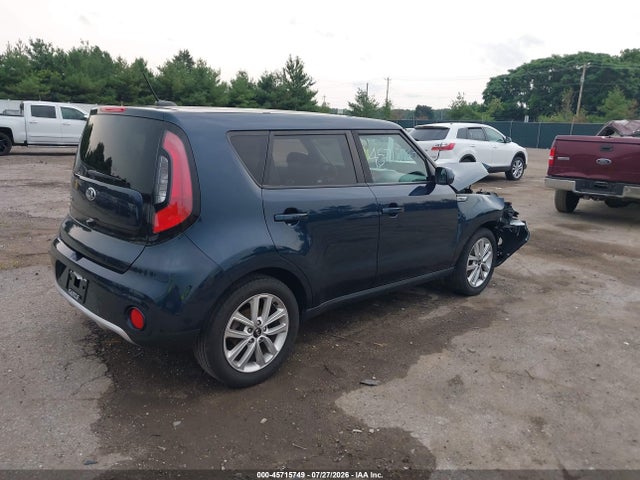 2018 Kia Soul + მანქანა იყიდება აუქციონზე, vin: KNDJP3A51J7543748, აუქციონის ნომერი: 45715749