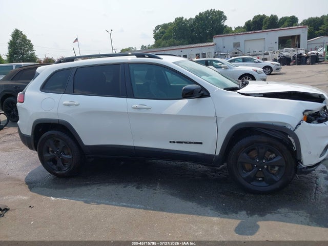 45715795 :رقم المزاد ، 1C4PJMMB5PD103626 vin ، 2023 Jeep Cherokee Altitude Lux 4x4 مزاد بيع
