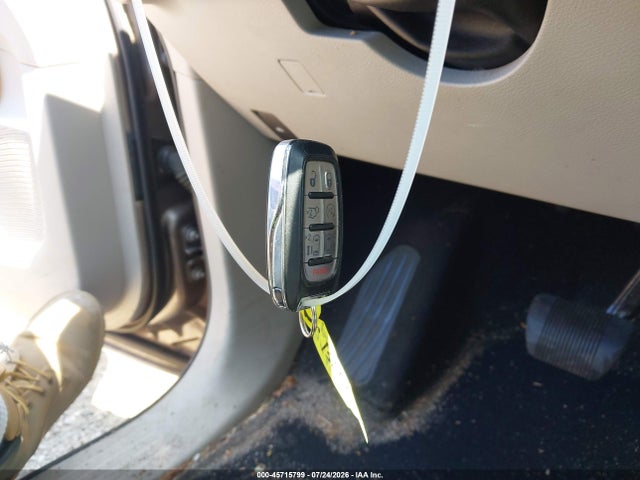 2017 Chrysler Pacifica Limited მანქანა იყიდება აუქციონზე, vin: 2C4RC1GG0HR683973, აუქციონის ნომერი: 45715799