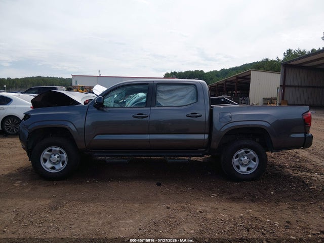 45715816 :رقم المزاد ، 5TFAX5GN9JX131919 vin ، 2018 Toyota Tacoma Sr مزاد بيع