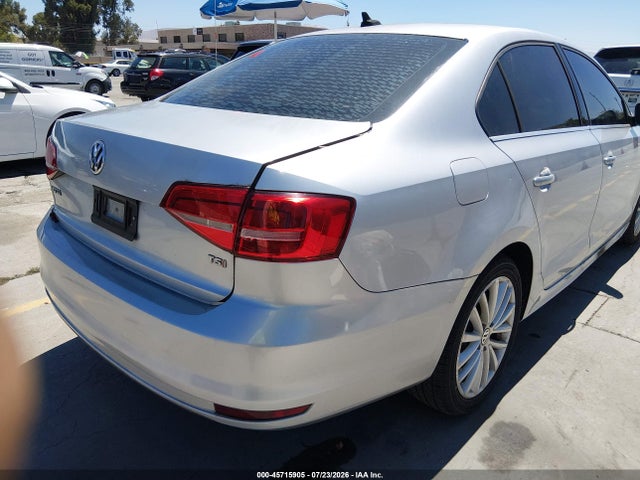 3VWD17AJ6FM305133 Volkswagen Jetta 1.8t Se