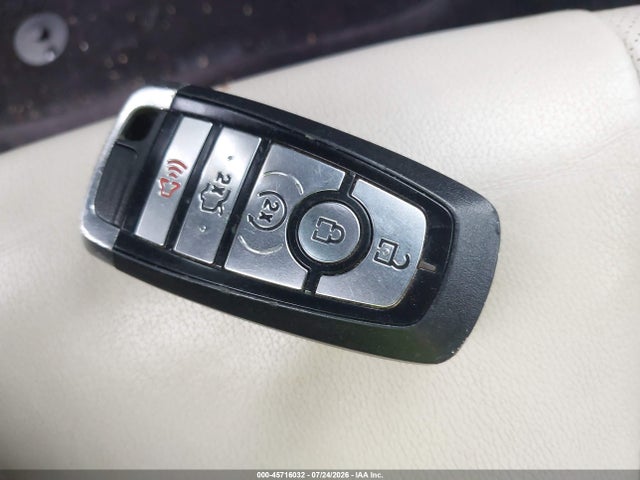 Продажа на аукционе авто 2017 Ford Fusion Hybrid Titanium, vin: 3FA6P0RU4HR222747, номер лота: 45716032