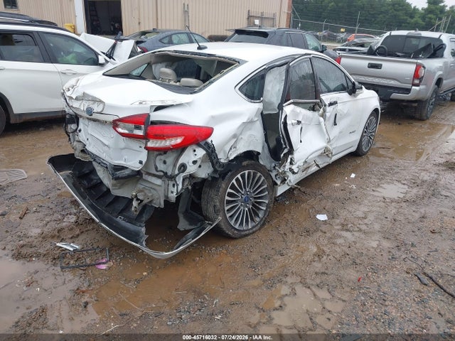 Продажа на аукционе авто 2017 Ford Fusion Hybrid Titanium, vin: 3FA6P0RU4HR222747, номер лота: 45716032