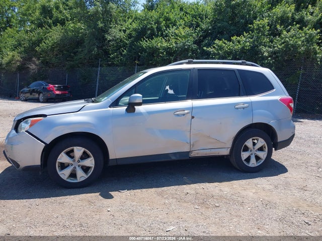 Subaru Forester 2.5i Premium 2015 JF2SJAFC1FH805157 Image 15