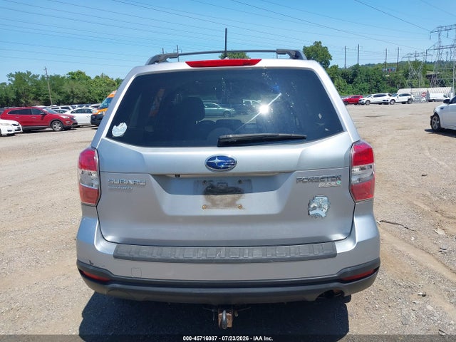 Subaru Forester 2.5i Premium 2015 JF2SJAFC1FH805157 Image 17