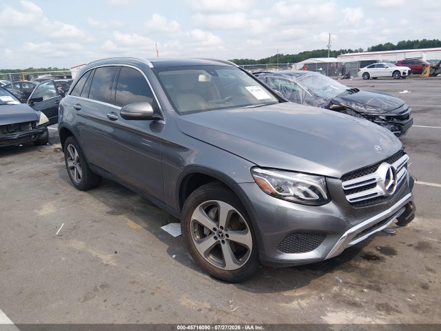 45716090 :رقم المزاد ، WDC0G4KB7HV005514 vin ، 2017 Mercedes-benz Glc 300 4matic مزاد بيع