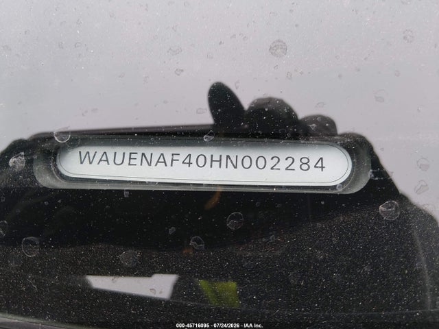Продаж на аукціоні авто 2017 Audi A4 Premium Plus, vin: WAUENAF40HN002284, номер лоту: 45716095
