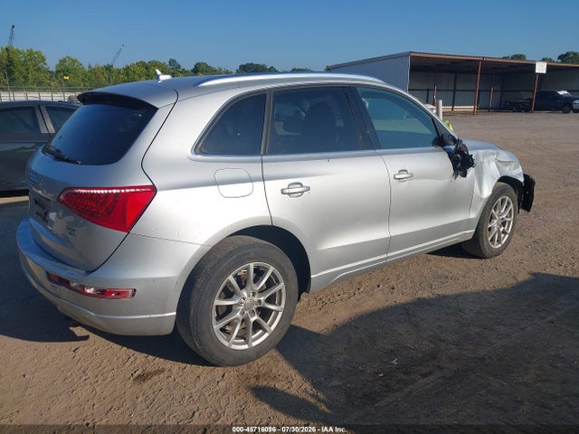 45716096 :رقم المزاد ، WA1LFBFPXBA094570 vin ، 2011 Audi Q5 2.0t Premium مزاد بيع