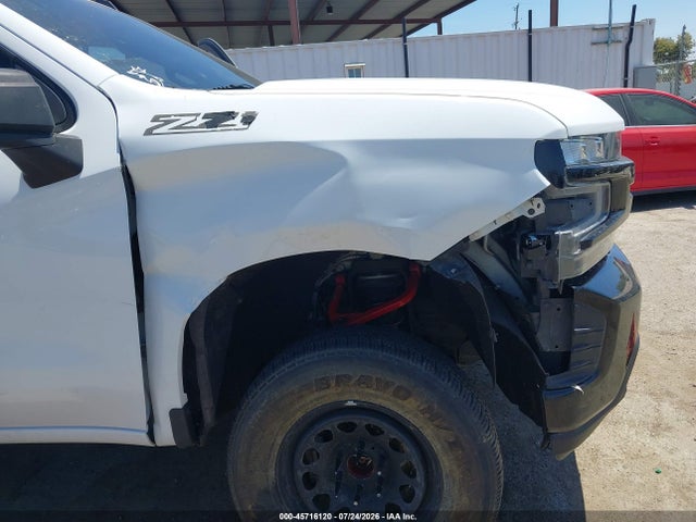 3GCPYFED1KG182697 Chevrolet Silverado 1500 Lt Trail Boss