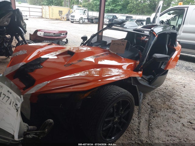 Polaris Slingshot Sl 2022 57XAAPHD8N8149483 Image 2