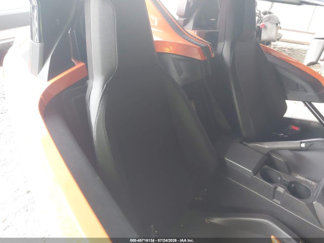 Polaris Slingshot Sl 2022 57XAAPHD8N8149483 Image 8