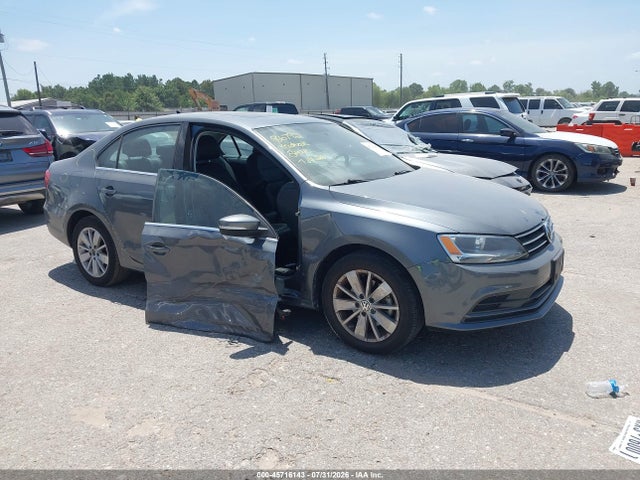 2015 Volkswagen Jetta 1.8t Se მანქანა იყიდება აუქციონზე, vin: 3VWD17AJXFM254204, აუქციონის ნომერი: 45716143