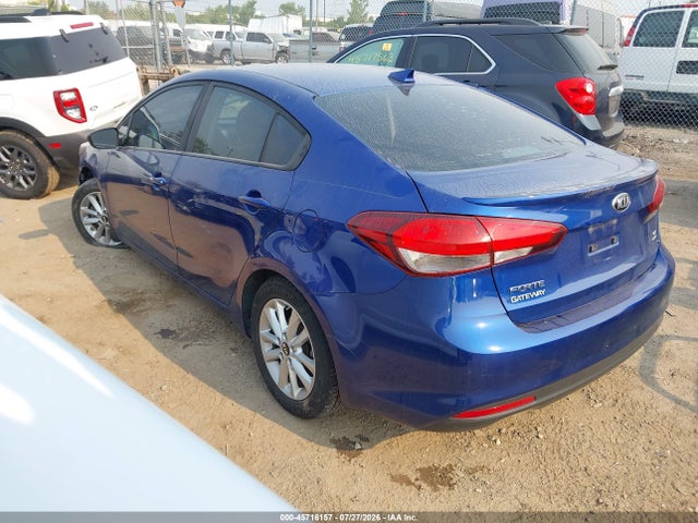 45716157 :رقم المزاد ، 3KPFL4A72HE112032 vin ، 2017 Kia Forte S مزاد بيع