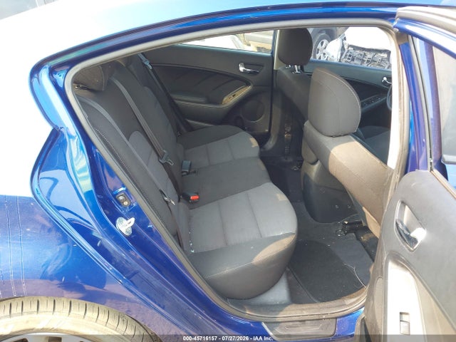 45716157 :رقم المزاد ، 3KPFL4A72HE112032 vin ، 2017 Kia Forte S مزاد بيع