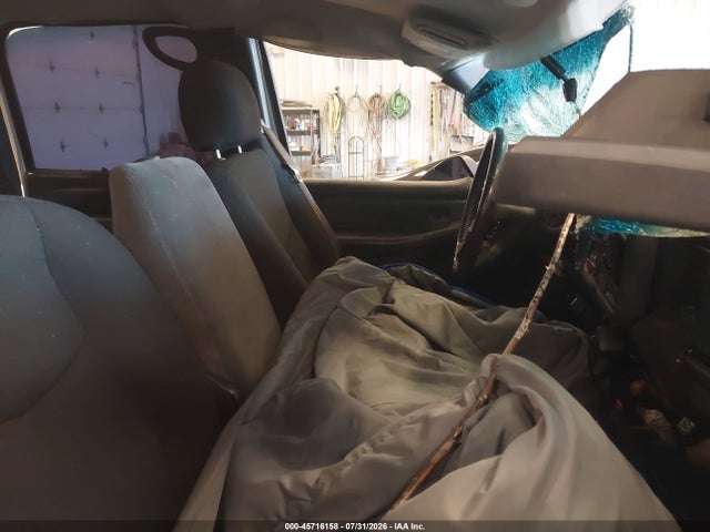 45716158 :رقم المزاد ، 1GTHK23U37F198104 vin ، 2007 Gmc Sierra 2500hd Classic Work Truck مزاد بيع