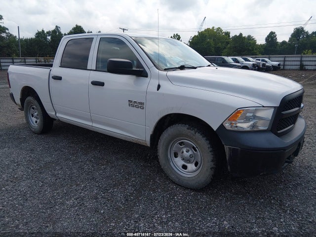 2018 Ram 1500 Tradesman  4x4 5'7 Box მანქანა იყიდება აუქციონზე, vin: 1C6RR7KG4JS315848, აუქციონის ნომერი: 45716167