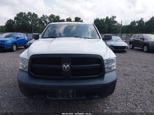 2018 Ram 1500 Tradesman  4x4 5'7 Box მანქანა იყიდება აუქციონზე, vin: 1C6RR7KG4JS315848, აუქციონის ნომერი: 45716167