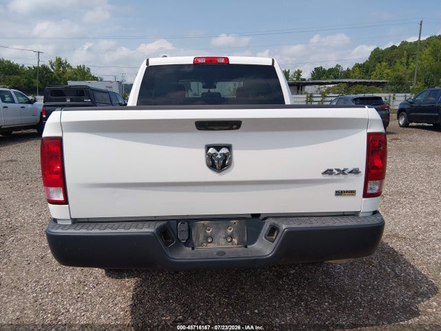 2018 Ram 1500 Tradesman  4x4 5'7 Box მანქანა იყიდება აუქციონზე, vin: 1C6RR7KG4JS315848, აუქციონის ნომერი: 45716167